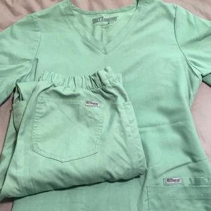 Greys anatomy green scrubs. Size small